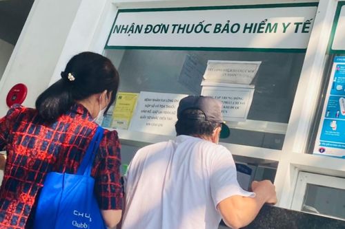 Nhân viên bệnh viện ở TP.HCM xài 'ké' thẻ bảo hiểm y tế, gây thiệt hại 25 triệu đồng