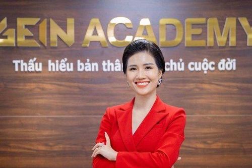 Phụ nữ muốn độc lập tài chính: Từng bước nâng chuẩn bản thân