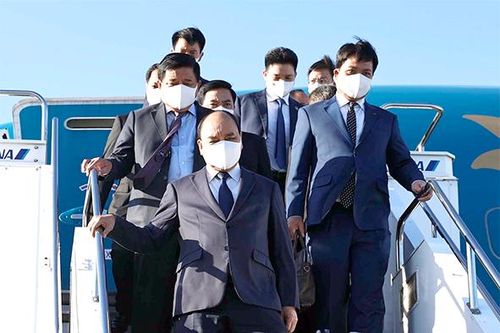 Chủ tịch nước Nguyễn Xuân Phúc tới Tokyo, bắt đầu chương trình dự lễ quốc tang cố Thủ tướng Nhật Bản Abe Shinzo