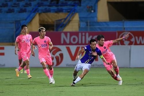 'V.League đặc biệt' ngột ngạt vì không thể khác biệt