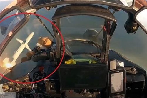 MiG-29 Ukraine mang tên lửa Mỹ bị tiêm kích Nga bắn rơi