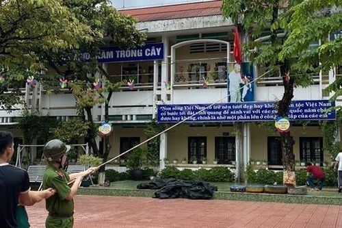 Nhiều địa phương cho học sinh nghỉ học từ ngày 27/9 để tránh siêu bão