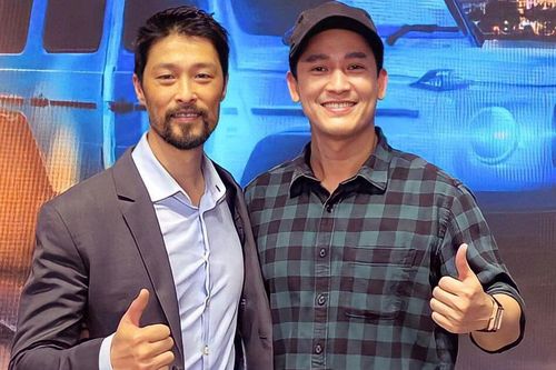 Sao Việt 26/9: Johnny Trí Nguyễn tái xuất bảnh bao bên Hứa Vĩ Văn