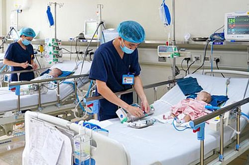 Gia tăng bệnh nhân mắc Adeno vi rút, Hà Nội yêu cầu bố trí đủ nhân lực, trang thiết bị, vật tư