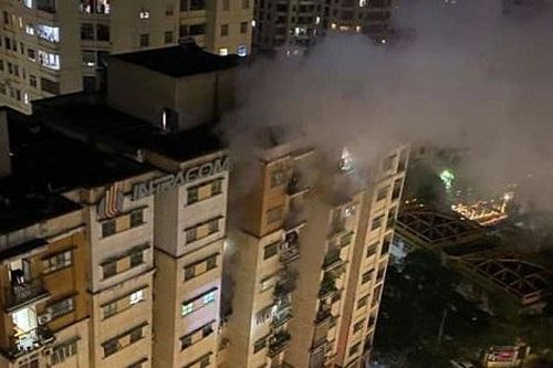 Triệu tập kẻ đốt nhà bạn gái