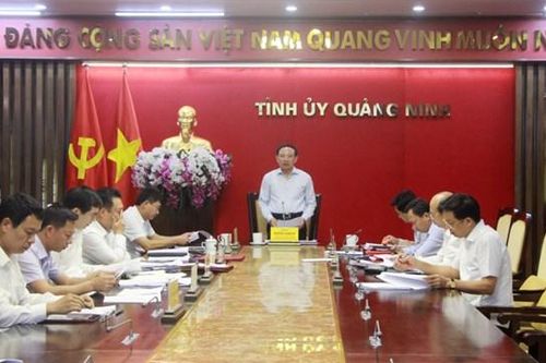 Quảng Ninh: Khuyến khích cán bộ bị kỷ luật tự nguyện xin từ chức