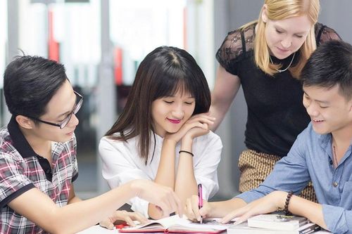 Đào tạo nhân lực cho nền xuất bản hiện đại