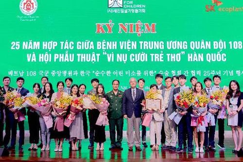 SK phẫu thuật miễn phí cho trẻ em Việt Nam bị dị tật hàm mặt