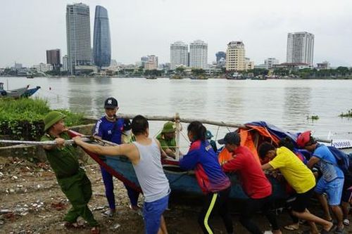 ĐÀ NẴNG: Khẩn cấp sơ tán hơn 80.800 dân; yêu cầu mọi người không ra khỏi nhà từ 20h ngày 27/9