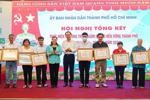Thành phố Hồ Chí Minh phấn đấu đến năm 2025 không còn hộ nghèo