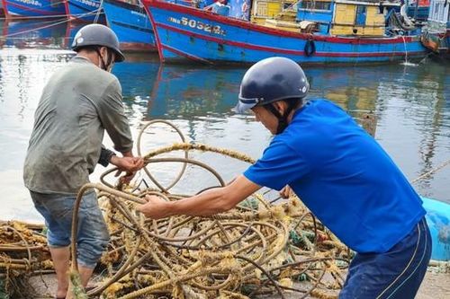 Siêu bão Noru: Đà Nẵng yêu cầu người dân không ra khỏi nhà từ 20h