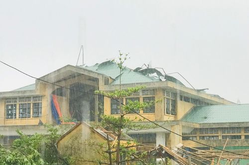 Bão chưa vào, lốc xoáy gây thiệt hại nặng tại Quảng Trị
