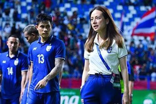 Chân sút ghi bàn nhiều thứ 5 thế giới hết lời ca ngợi ĐT Việt Nam; Thái Lan phải dùng tiền thưởng để 'kích' cầu thủ tại King's Cup 2022