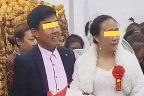 Anh chàng vay tiền để có 700 triệu cưới mẹ đơn thân lớn hơn 10 tuổi