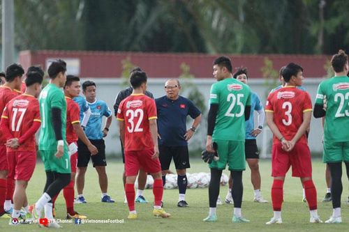 FIFA tặng 'quà lớn' cho ĐT Việt Nam trước ngày đấu Ấn Độ