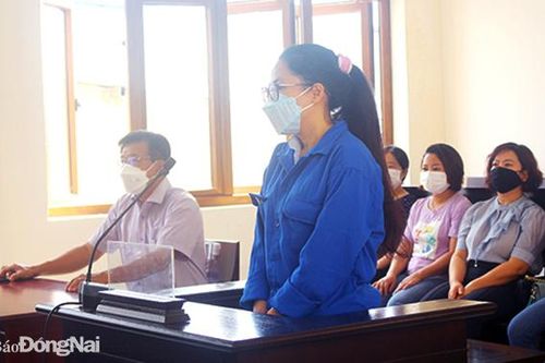 Đánh mất tương lai vì lòng tham