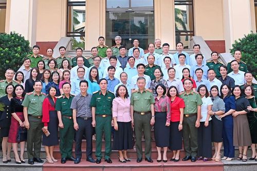 Bộ Công an gặp mặt học viên Lớp bồi dưỡng kiến thức Quốc phòng, An ninh