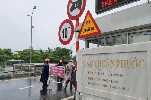 Đà Nẵng: Bắt đầu đóng các cầu qua sông Hàn
