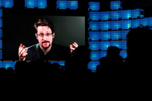 Cuộc sống kín tiếng ở Nga của Edward Snowden