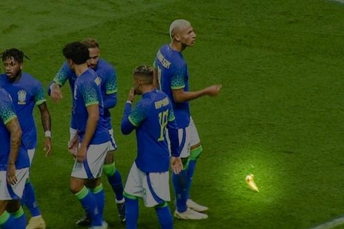Khoảnh khắc Richarlison bị phân biệt chủng tộc
