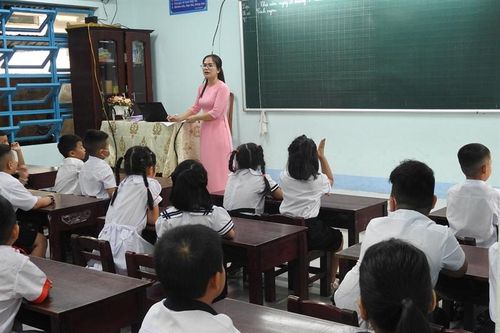 Học sinh Đà Nẵng trở lại trường học vào sáng mai