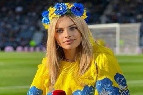 Fan Arsenal gọi vợ cầu thủ Oleksandr Zinchenko là 'nàng WAG gợi cảm nhất thế giới'