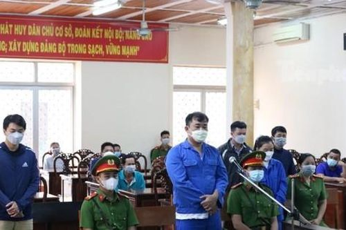 Hoãn phiên xét xử trùm hàng giả khai chi 20 tỷ đồng 'chạy' điều chuyển Đại tá Đinh Văn Nơi