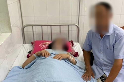 Bác sĩ chia sẻ hành trình sinh con thành công của người phụ nữ 63