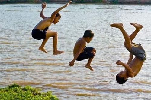 Những thằng oắt con (Ký ức tuổi thơ)