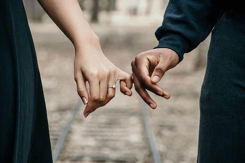 Đi gặp người yêu trên 'phây'
