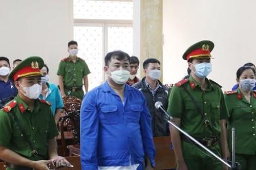 Xét xử nhóm đối tượng sản xuất, mua bán nhớt, phụ tùng xe giả quy mô lớn