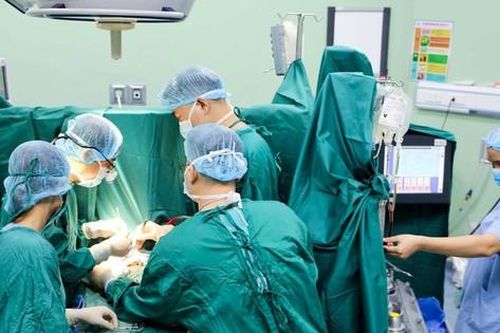 Bước tiến mới trong điều trị tim bẩm sinh ở Bệnh viện Sản nhi Nghệ An