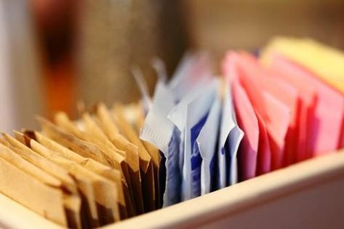 Chất làm ngọt nhân tạo có thể làm tăng nguy cơ mắc bệnh tim và đột quỵ