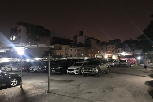 Sẽ xử lý nghiêm nếu có tình trạng 'bảo kê' bãi trông giữ xe ô tô không phép