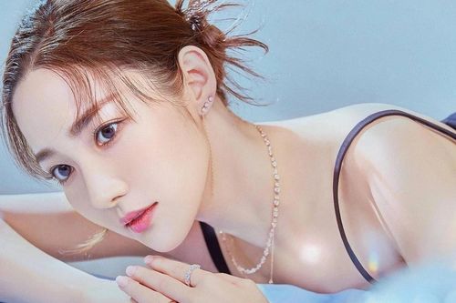 Park Min Young bị chỉ trích vì hẹn hò đại gia tiền ảo tai tiếng