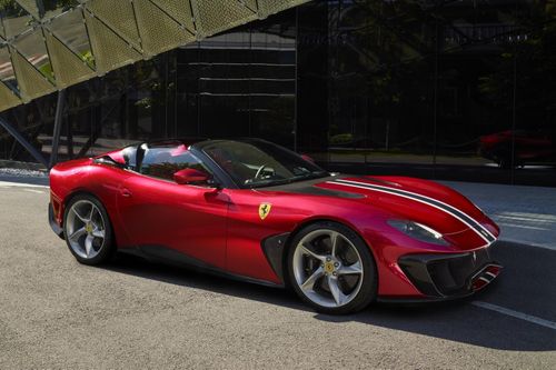 Cận cảnh siêu xe Ferrari SP51 độc nhất thế giới