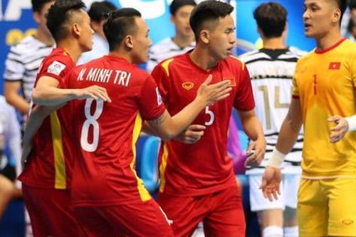 Cup Futsal châu Á: Việt Nam khởi đầu như mơ, Saudi Arabia gây bất ngờ