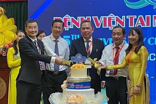 Bệnh viện Tai mũi họng TPHCM cấy ốc tai điện tử thành công cho 637 trường hợp