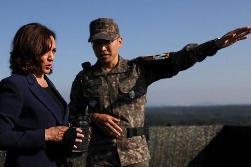 Phó Tổng thống Mỹ Kamala Harris thăm khu phi quân sự liên Triều