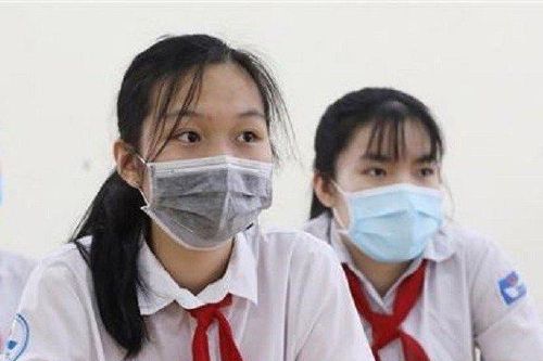 Thêm địa phương cho học sinh trở lại trường sau siêu bão Noru