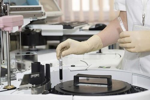 Thanh tra việc cấp phép, quản lý giá thiết bị y tế