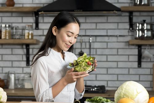Người trẻ ở thành thị lan tỏa cảm hứng 'ăn nhẹ, sống khỏe'
