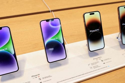 Vốn hóa Apple bay hơi 120 tỷ USD trong 24 giờ