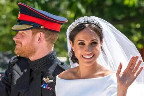 Cuốn sách phơi bày bí mật xấu xí của vợ chồng Harry - Meghan