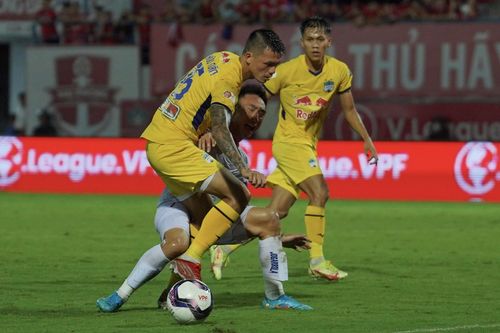 HLV Kiatisuk: HAGL đá cống hiến, cố vào top 3