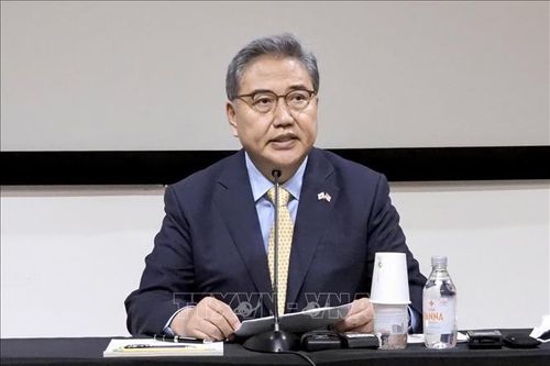 Hàn Quốc: Phe đối lập miễn nhiệm Ngoại trưởng khi phó tổng thống Mỹ đang thăm Seoul