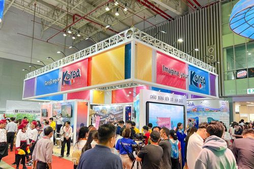 Hàn Quốc bỏ yêu cầu xét nghiệm COVID-19 sau khi nhập cảnh