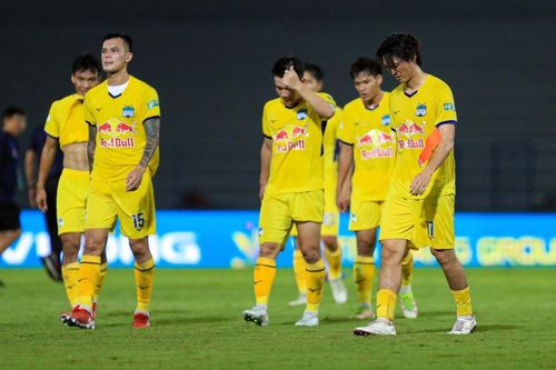 Riamrio khiến HAGL chia điểm trước Hải Phòng