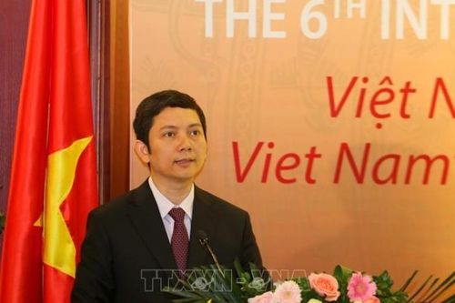 Bộ Chính trị kỷ luật cảnh cáo Chủ tịch Viện Hàn lâm KHXH Việt Nam Bùi Nhật Quang