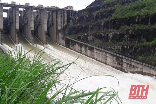 Vận hành điều tiết lũ hồ chứa Cửa Đạt từ 16h ngày 30-9